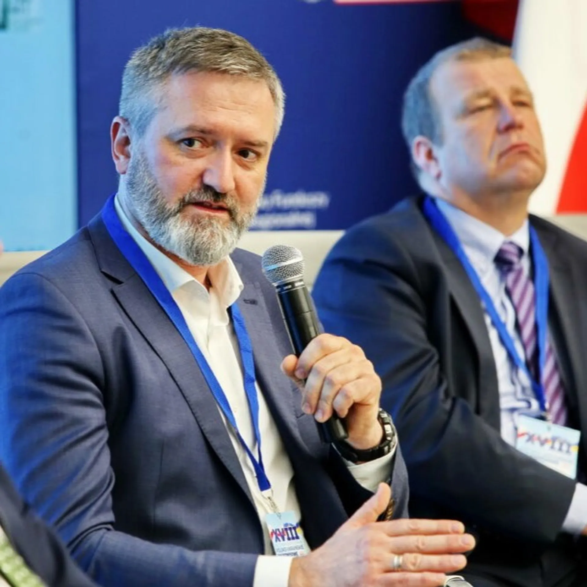 «Більшість коштів, які міжнародні фінансові організації спрямовують у фінансовий сектор України, проходять через наш банк», – зазначає Святослав Кузьмич